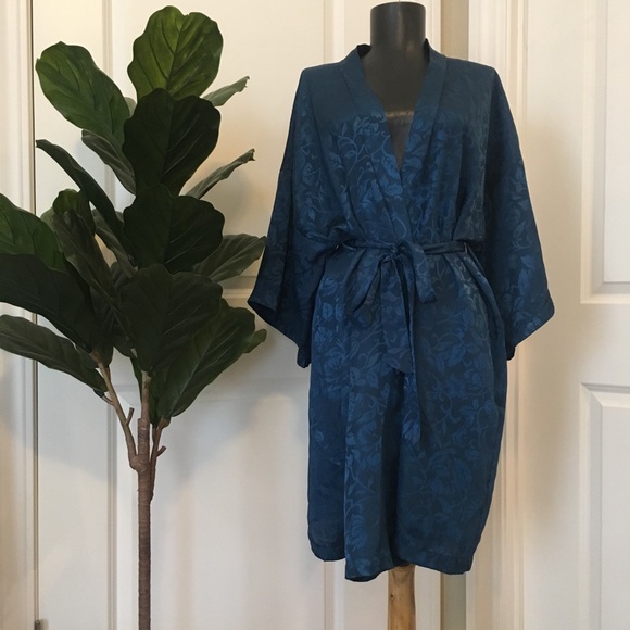 Other - Vintage Robe Blue Green